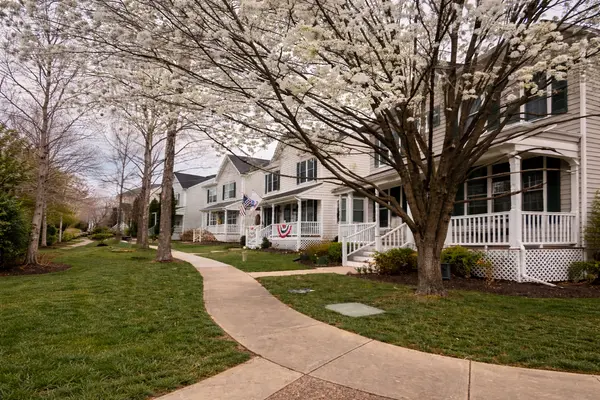 How Buyers Are Approaching Homes in South Riding Right Now,Danielle Wateridge