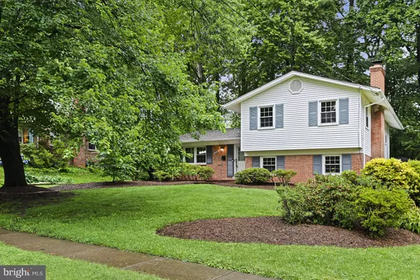 10300 CONTINENTAL LN, Fairfax, VA 22030