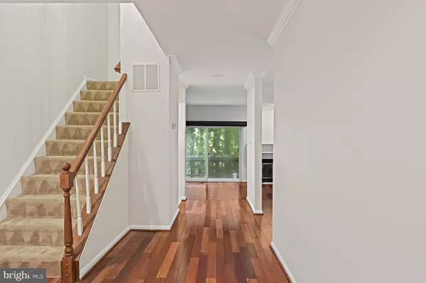 9405 ODYSSEY CT, Burke, VA 22015