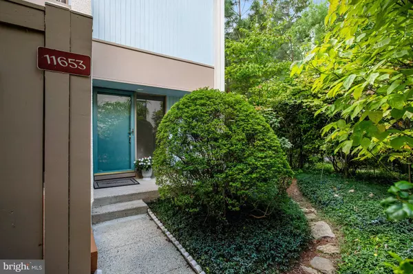 11653 NEWBRIDGE CT, Reston, VA 20191