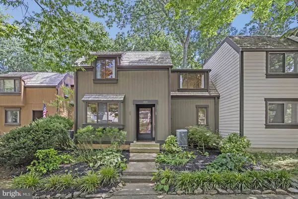 1635 BENTANA WAY, Reston, VA 20190