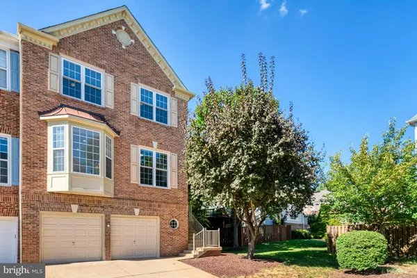 6850 ALICIA CT, Alexandria, VA 22310