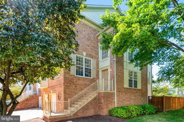 6850 ALICIA CT, Alexandria, VA 22310