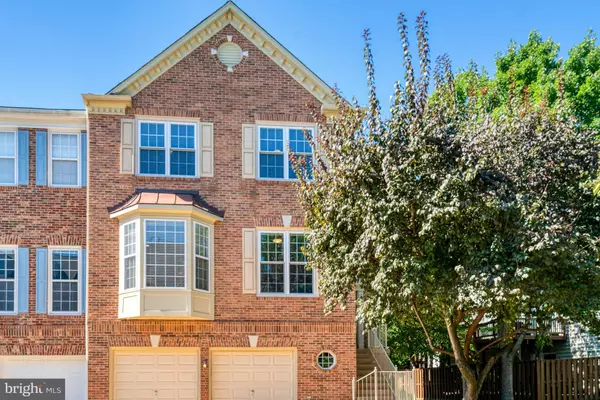 6850 ALICIA CT, Alexandria, VA 22310