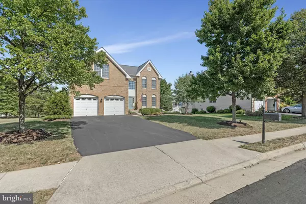 43524 LUCKETTS BRIDGE CIR, Ashburn, VA 20148