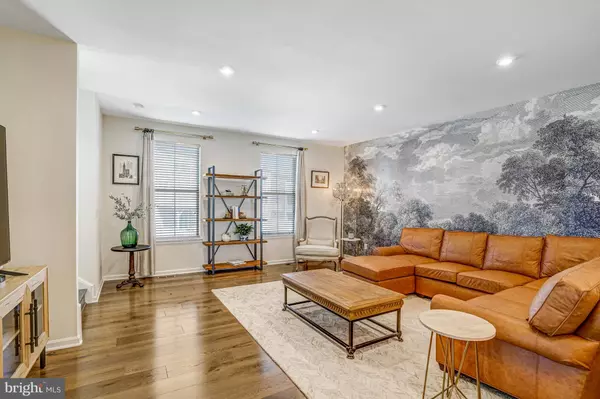 5019 LITTLE MARTHA WAY, Woodbridge, VA 22192