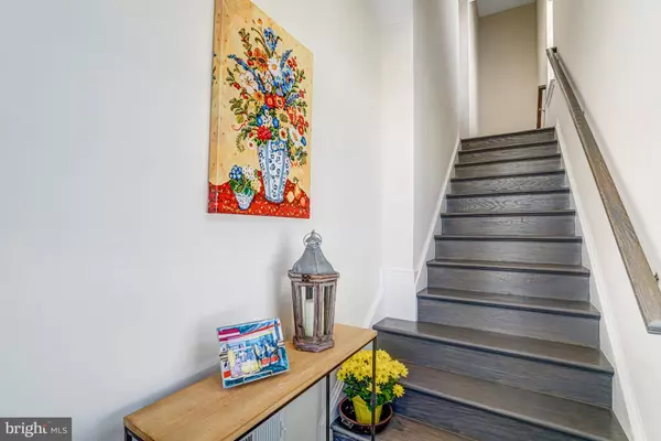 5019 LITTLE MARTHA WAY, Woodbridge, VA 22192