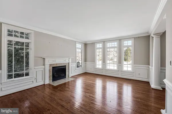 20581 MYERS PL, Leesburg, VA 20175