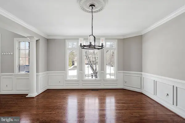 20581 MYERS PL, Leesburg, VA 20175