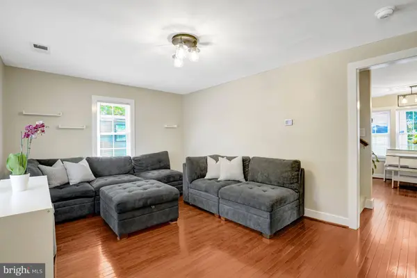 3107 MEMORIAL ST, Alexandria, VA 22306