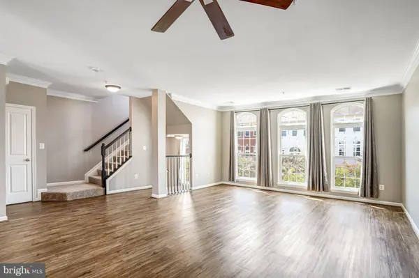 42217 BLACK ROCK TER, Aldie, VA 20105