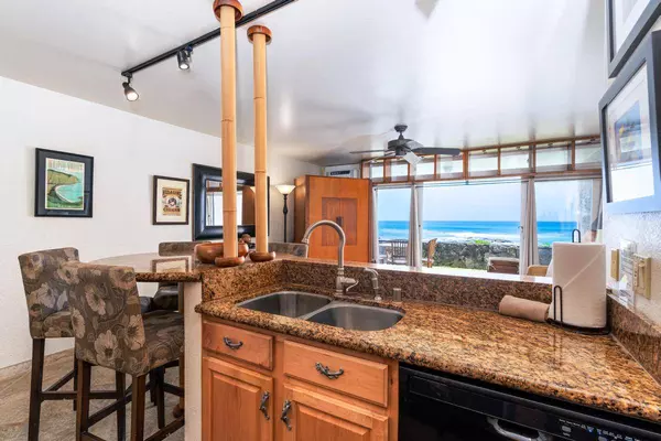 75-5888 ALII DR #A4, Kailua-Kona, HI 96740