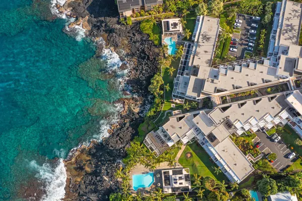 75-6046 ALII DR #207, Kailua-kona, HI 96740
