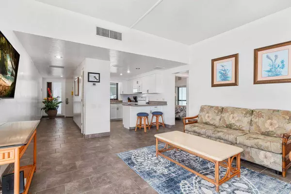 75-6046 ALII DR #207, Kailua-kona, HI 96740