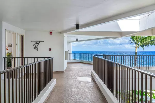 75-6046 ALII DR #207, Kailua-kona, HI 96740