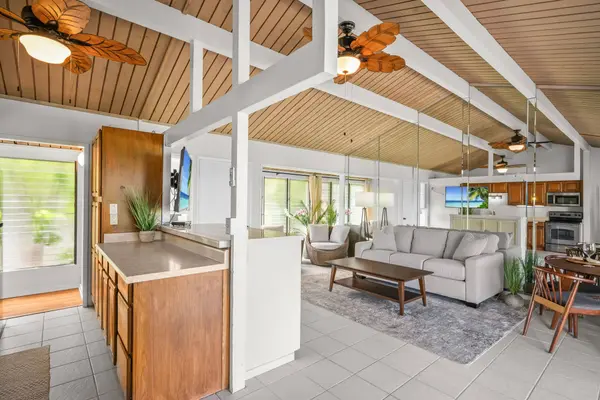 78-7039 KAMEHAMEHA III RD #27, Kailua Kona, HI 96740