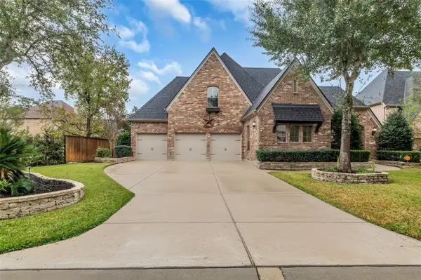 Welcome to Sterling Ridge: A Comprehensive Neighborhood Guide by Julian Schwertz