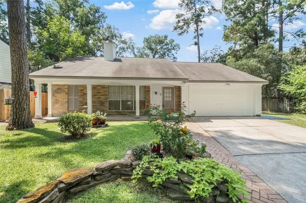feature image of Best neighborhoods in The Woodlands for first-time buyers?