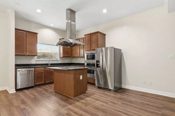 901 Mckinney Park LN, Houston, TX 77003