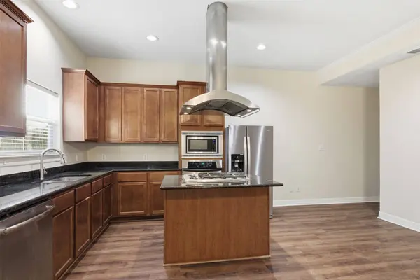 901 Mckinney Park LN, Houston, TX 77003