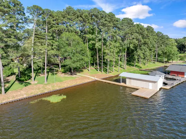 68a East Texas Lake Home for Sale Lake Tyler Ben Jackson Land Broker