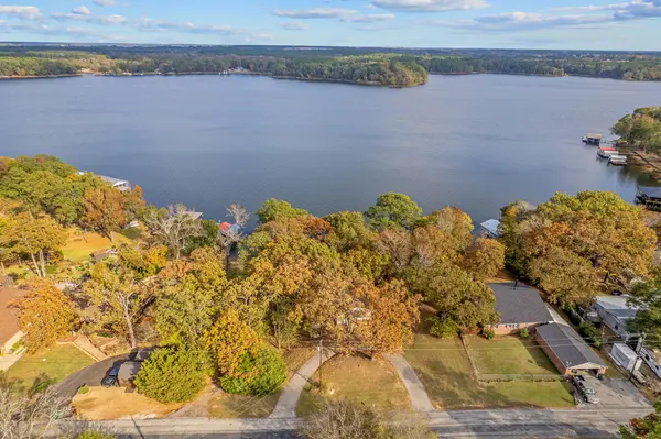 8 Lake Tyler East 1 Acre Waterfront Property for sale East TX Smith Co