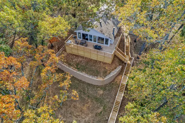 6 Lake Tyler East 1 Acre Waterfront Property for sale East TX Smith Co