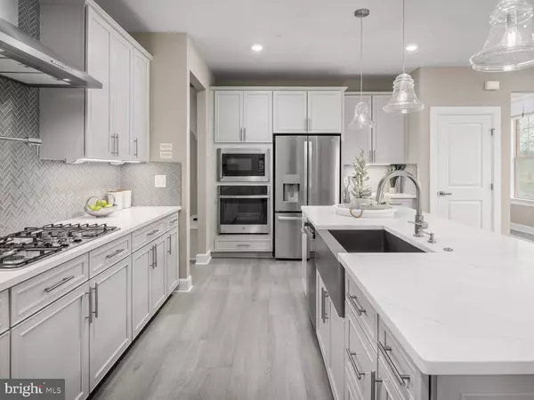 9976 BAKER LN, Ellicott City, MD 21042