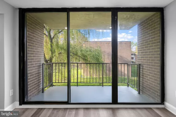 7975 RIGGS RD #5, Hyattsville, MD 20783