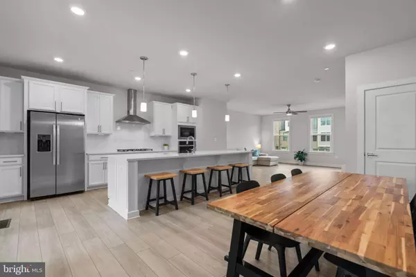 7410 PLAINVIEW TER, Columbia, MD 21044