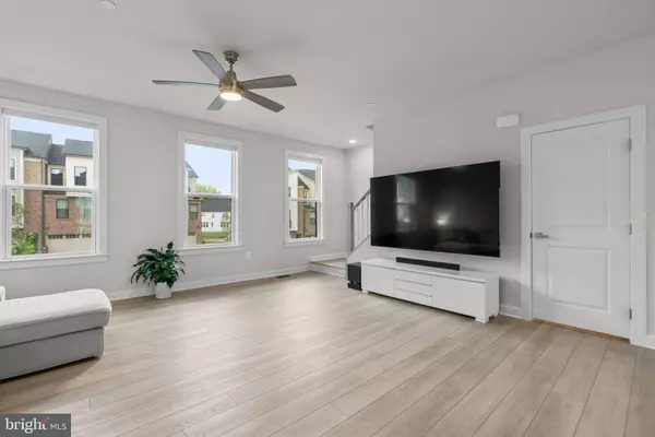 7410 PLAINVIEW TER, Columbia, MD 21044