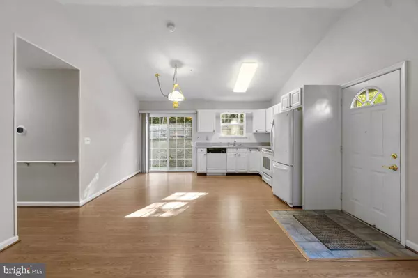 2010 RUDY SERRA #C, Sykesville, MD 21784