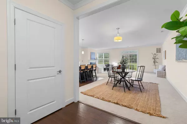 10520 RESORT RD #304, Ellicott City, MD 21042