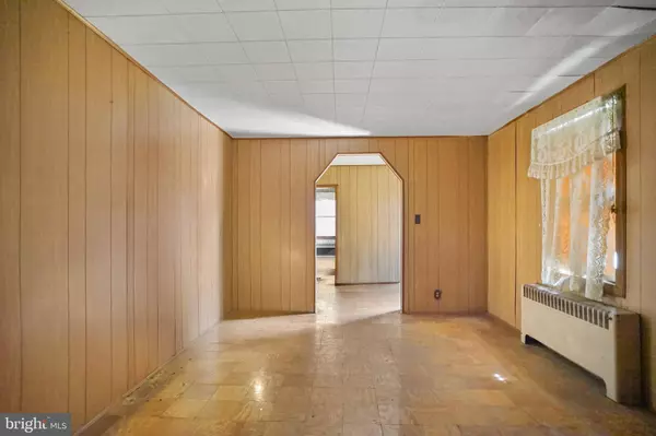 220 POPLAR AVE, Glen Burnie, MD 21061