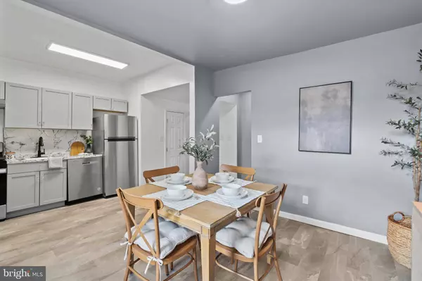 2226 N MONROE ST N, Baltimore, MD 21217