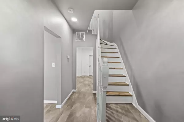 2226 N MONROE ST N, Baltimore, MD 21217