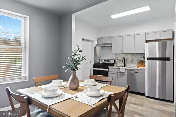 2226 N MONROE ST N, Baltimore, MD 21217