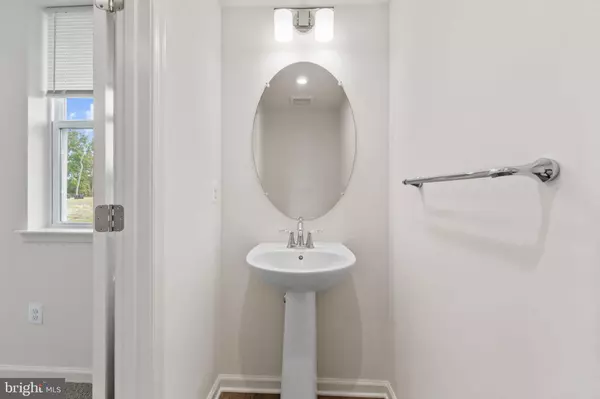 8217 LONGFORD RD, Millersville, MD 21108