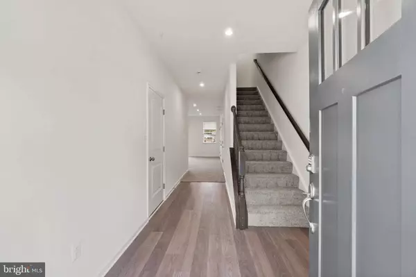 8217 LONGFORD RD, Millersville, MD 21108