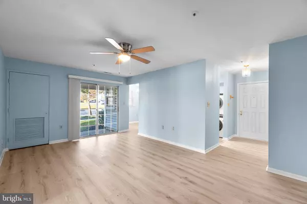 8378 MONTGOMERY RUN RD #D, Ellicott City, MD 21043