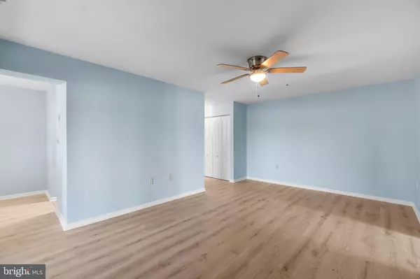 8378 MONTGOMERY RUN RD #D, Ellicott City, MD 21043