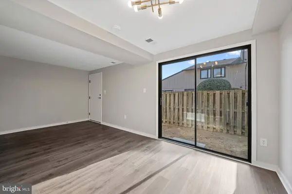 558 GLEN CT, Glen Burnie, MD 21061