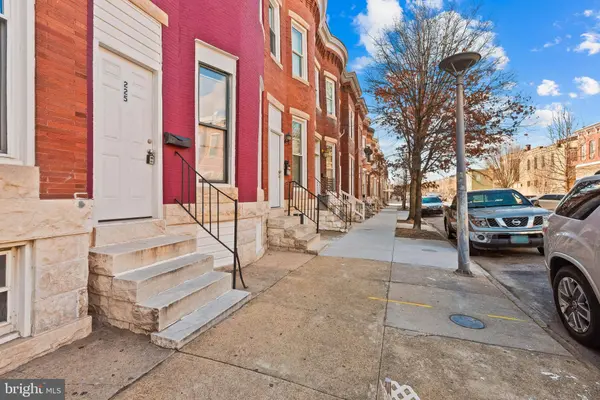 225 N LUZERNE AVE, Baltimore, MD 21224