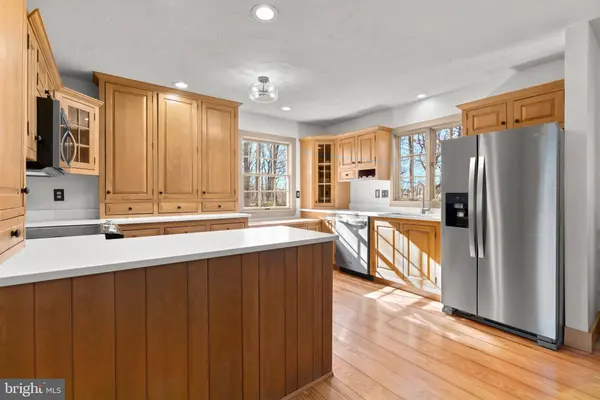 2472 FAIRWAY OAKS CT, Hampstead, MD 21074