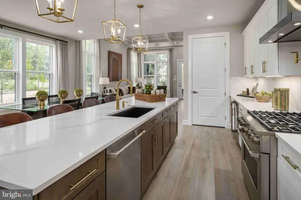 5444 PONDVIEW LN, Ellicott City, MD 21043