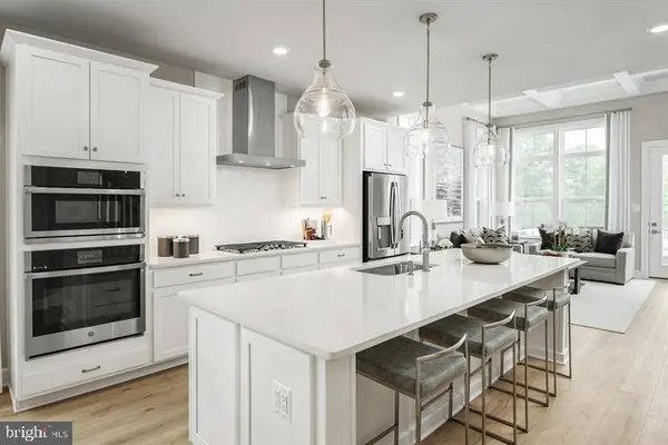 9411 FOUNDERS LN, Perry Hall, MD 21128