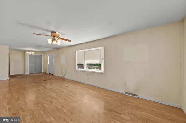 860 HOPEWELL RD, Rising Sun, MD 21911