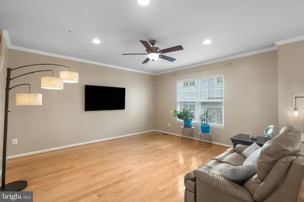 2065 CASE RD, Baltimore, MD 21222