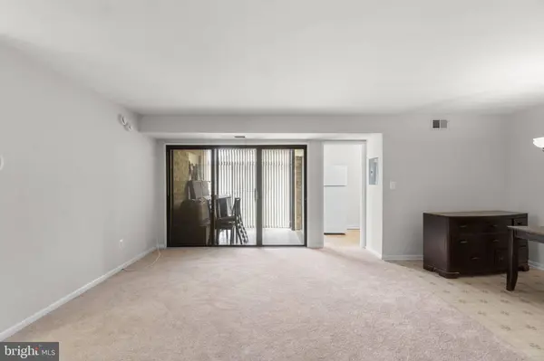 5472 CEDAR LN #A2, Columbia, MD 21044