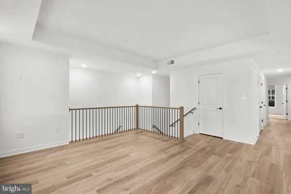 1631 BLACKSMITH WAY #214B, Frederick, MD 21702